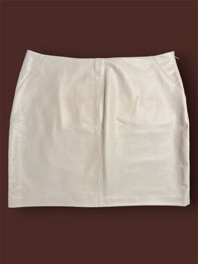 Le Château Off White Faux Leather Mini Skirt sz 12